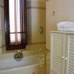Отель B&B Leopoldo ванная фото 2