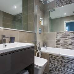 Апартаменты Brighton Beach Apartments ванная