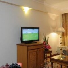 Fariyas Hotel in Mumbai, India from 134$, photos, reviews - zenhotels.com room amenities photo 2