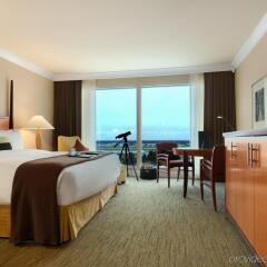 Отель Fairmont Vancouver Airport In-Terminal Hotel Канада, Ричмонд - 1 отзыв об отеле, цены и фото номеров - забронировать отель Fairmont Vancouver Airport In-Terminal Hotel онлайн комната для гостей фото 3