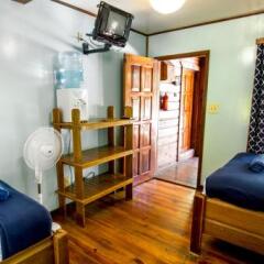 Отель Mango Inn Resort Гондурас, Остров Утила - отзывы, цены и фото номеров - забронировать отель Mango Inn Resort онлайн комната для гостей фото 2