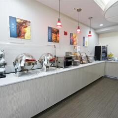 Отель Best Western Airport Inn & Suites питание фото 2