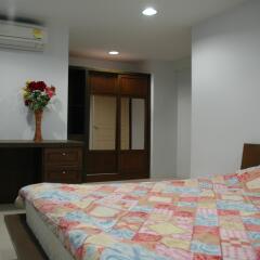 Отель Suvarnabhumi Apartment Таиланд, Бангкок - отзывы, цены и фото номеров - забронировать отель Suvarnabhumi Apartment онлайн комната для гостей