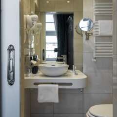 Relais le Chevalier Hotel in Riga, Latvia from 119$, photos, reviews - zenhotels.com bathroom