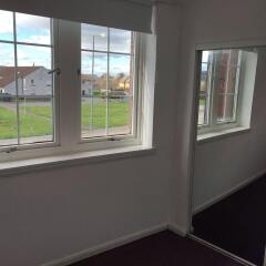 Апартаменты Glasgow Airport Apartments Пейсли комната для гостей