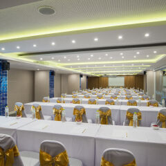 Zircon Hotel