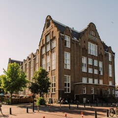 Lloyd Hotel спортивное сооружение