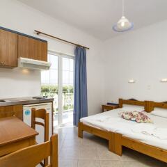 Mediterranean Hotel Apartments & Studios комната для гостей фото 15