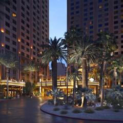 Отель Hilton Grand Vacations on the Las Vegas Strip США, Лас-Вегас - 8 отзывов об отеле, цены и фото номеров - забронировать отель Hilton Grand Vacations on the Las Vegas Strip онлайн