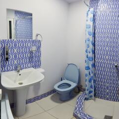 Хостел Luys Hostel & Turs Ереван ванная фото 2