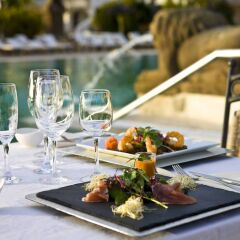 Апартаменты Regency Country Club, Apartments Suites питание