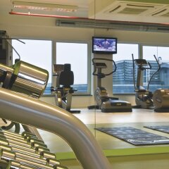 Отель Park Inn by Radisson Brussels Midi фитнесс-зал