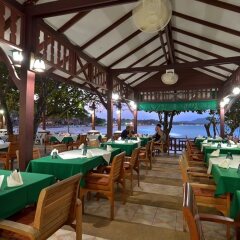 Отель First Bungalow Beach Resort питание фото 2