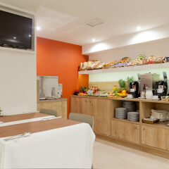 Отель Espahotel Plaza de Espana