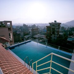 Отель Beautiful Kathmandu Hotel Непал, Катманду - отзывы, цены и фото номеров - забронировать отель Beautiful Kathmandu Hotel онлайн бассейн