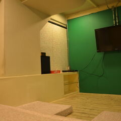 Silom Art Hostel Бангкок комната для гостей