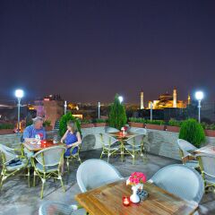 Отель White House Istanbul с домашними животными