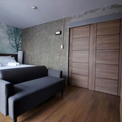 Urbanite Hostel Бангкок сейф в номере