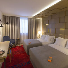 Отель Canopy by Hilton Zagreb - City Centre Хорватия, Загреб - отзывы, цены и фото номеров - забронировать отель Canopy by Hilton Zagreb - City Centre онлайн комната для гостей фото 2
