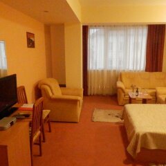 Roza Hotel Казанлак комната для гостей