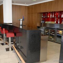 Отель Holiday Inn Express London City питание фото 3
