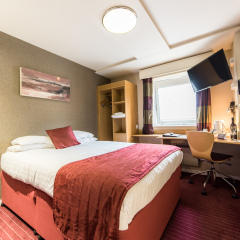 Pendulum Hotel 3* Стандартный номер с двуспальной кроватью