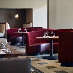 Отель Marriott Columbus University Area интерьер отеля