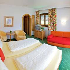 Отель Aparthotel Bergland Австрия, Зёлль - отзывы, цены и фото номеров - забронировать отель Aparthotel Bergland онлайн комната для гостей фото 2