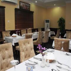 Carat 24 Business Hotel and Suites LTD питание фото 2