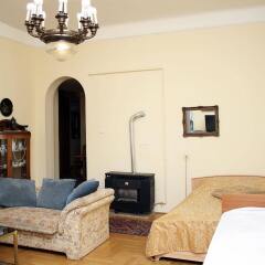 Отель Central Holiday Apartments Венгрия, Будапешт - отзывы, цены и фото номеров - забронировать отель Central Holiday Apartments онлайн комната для гостей