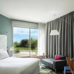 Отель Pullman Marseille Palm Beach комната для гостей фото 5