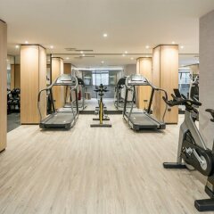 Hotel ILUNION Malaga фитнесс-зал