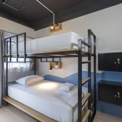 Fun Hostel Phuket Patong - Adults Only комната для гостей фото 3