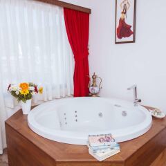 Infinity City Hotel Турция, Фетхие - отзывы, цены и фото номеров - забронировать отель Infinity City Hotel онлайн ванная