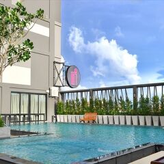 Отель Memo Suite Pattaya Паттайя бассейн