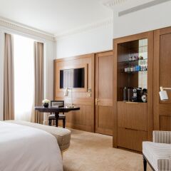 Four Seasons Hotel London at Ten Trinity Square удобства в номере