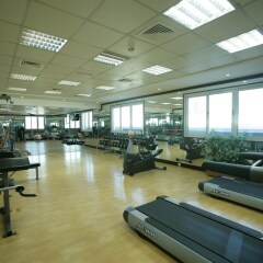 Отель West Zone Plaza Hotel Apartments ОАЭ, Дубай - отзывы, цены и фото номеров - забронировать отель West Zone Plaza Hotel Apartments онлайн фитнесс-зал фото 2