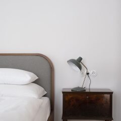 Отель 1477 Reichhalter Eat & Sleep Лана сейф в номере