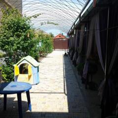 Гостиница Guest House Kalinina Street 133 в Ейске отзывы, цены и фото номеров - забронировать гостиницу Guest House Kalinina Street 133 онлайн Ейск фото 4