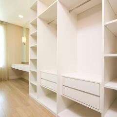 Отель The Wind Sukhumvit 23 Бангкок сейф в номере