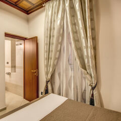 Отель Artemis Guest House удобства в номере