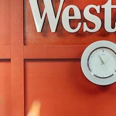 SureStay Plus Hotel by Best Western Houston Medical Center сауна