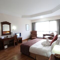Отель Pokhara Grande Непал, Покхара - отзывы, цены и фото номеров - забронировать отель Pokhara Grande онлайн удобства в номере