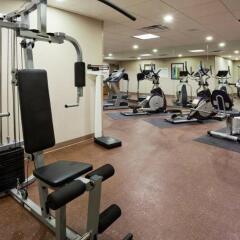 Holiday Inn Express Hotel and Suites Mankato East фитнесс-зал фото 3