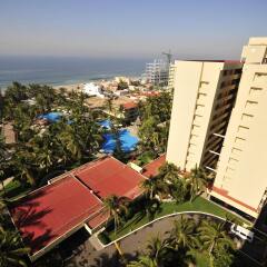 Ocean Breeze Hotel Mazatlan пляж