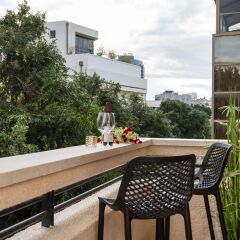 Reines5 TLV Израиль, Тель-Авив - отзывы, цены и фото номеров - забронировать отель Reines5 TLV онлайн балкон