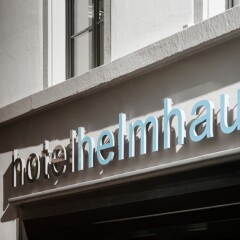 Helmhaus Swiss Quality Hotel городской автобус