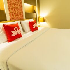 The Aim Sathorn Hotel Бангкок комната для гостей