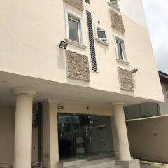 Отель Lakeem Suites Ikoyi парковка
