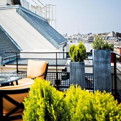Prince de Galles, a Luxury Collection hotel, Paris балкон